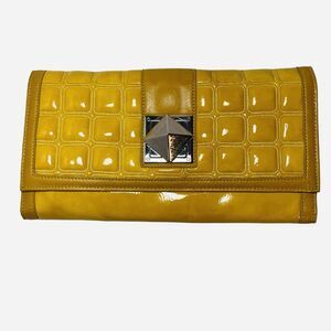 Vintage‎ Nicole Lee Yellow Patent Faux Leather Clutch Silver Turn Buckle Wallet
